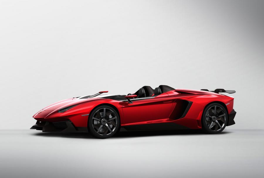  Lamborghini Aventador J Concept 2012 года  (фото 8 из 27)